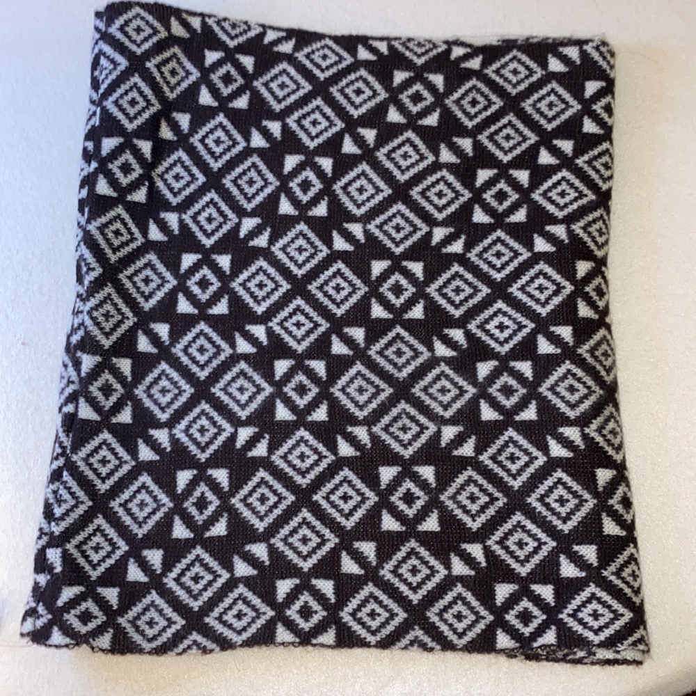 Infinity scarf - Picture 4 of 4